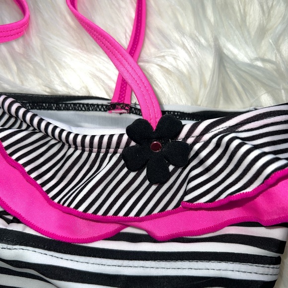 NWT Candie’s Girl swimsuit top only. Black/white/pink size 12 - Picture 2 of 5